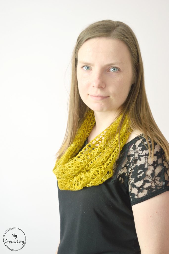 Step-by-step guide to crochet a stunning Sunny lace infinity scarf, featuring a captivating pattern that adds a stylish flair to your wardrobe.