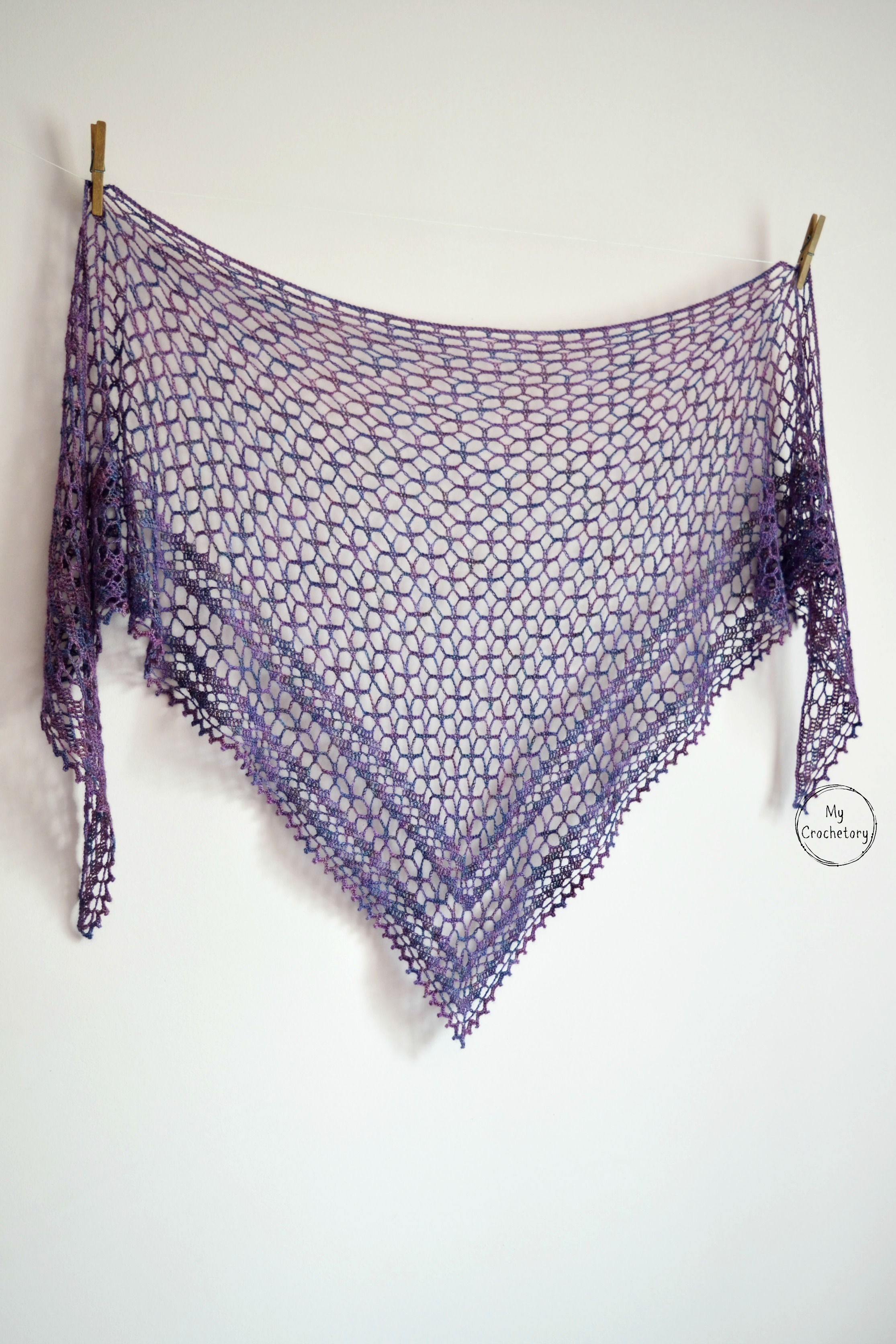 Nightfall Shawl - elegant crochet lace shawl. Free crochet pattern by www.mycrochetory.com