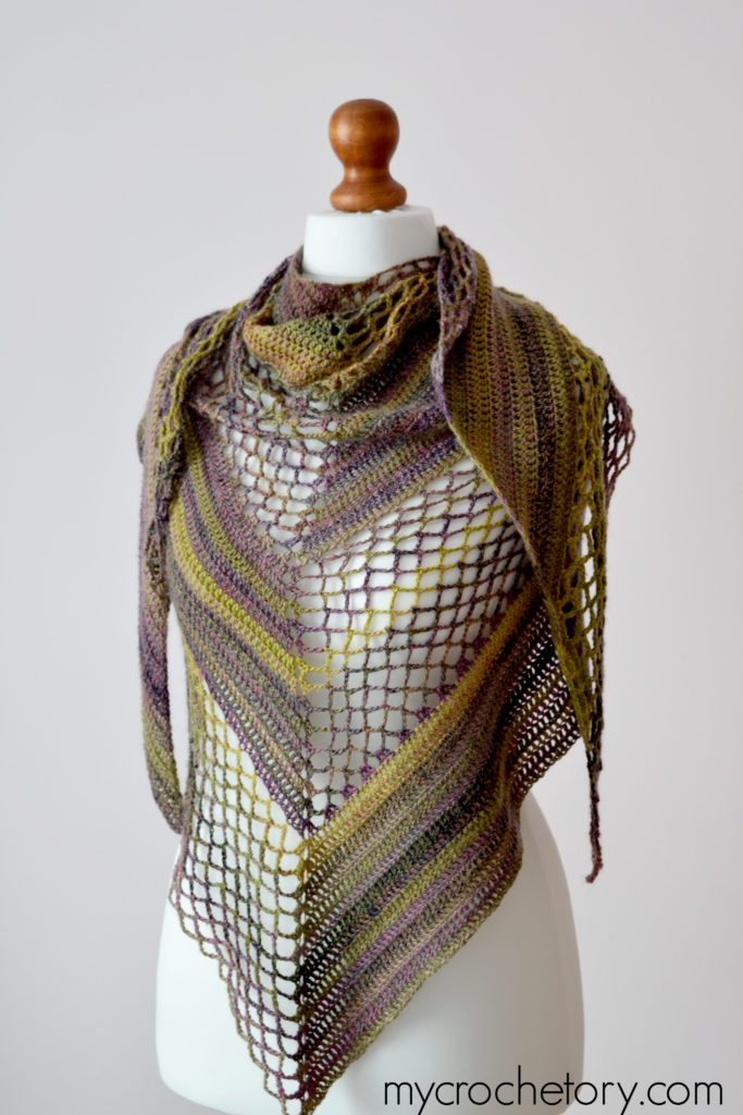 Flores Shawl - a beautiful crochet prayer shawl free pattern with a triangle shape.