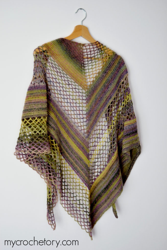 Flores Shawl - a beautiful crochet prayer shawl free pattern with a triangle shape.