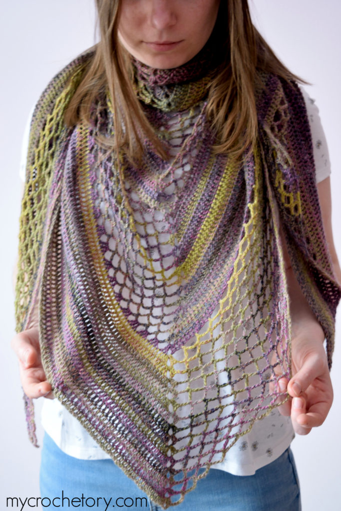 Flores Shawl - a beautiful crochet prayer shawl free pattern with a triangle shape.