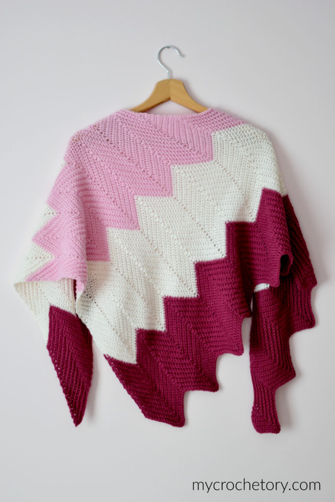 A beautiful ZygZak ripple crochet shawl pattern FREE with an asymmetrical design.