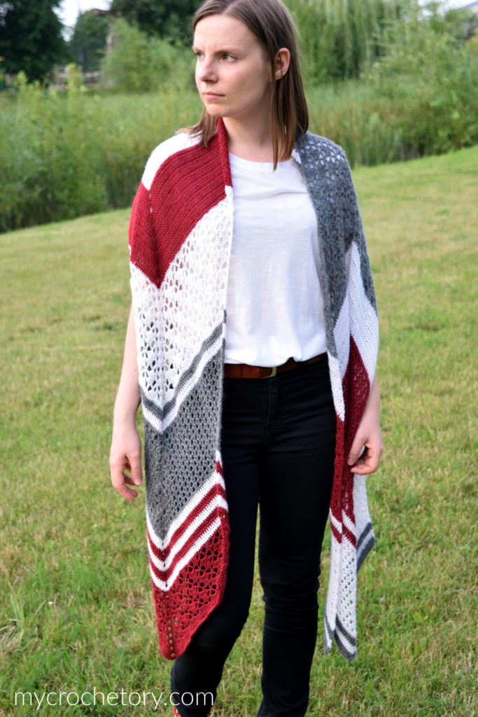 Arrow Crochet Wrap - Pointy end and V-shaped design for versatile wear. Free rectangular crochet shawl pattern.