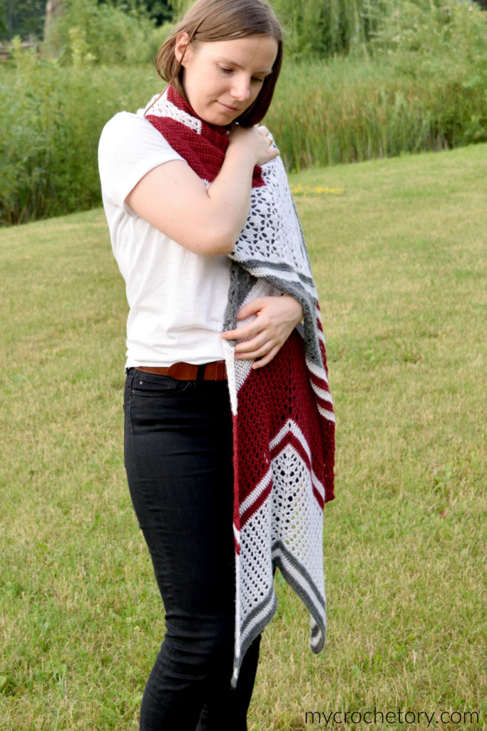 Arrow Crochet Wrap - Pointy end and V-shaped design for versatile wear. Free rectangular crochet shawl pattern.