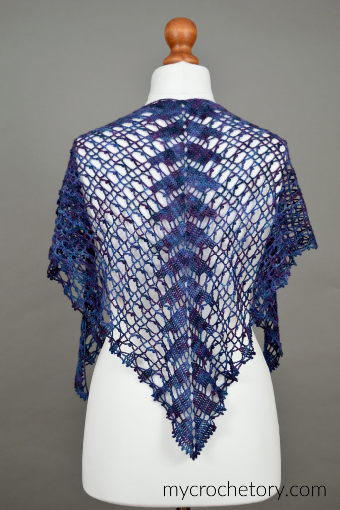 Lace Crochet Shawlette free pattern