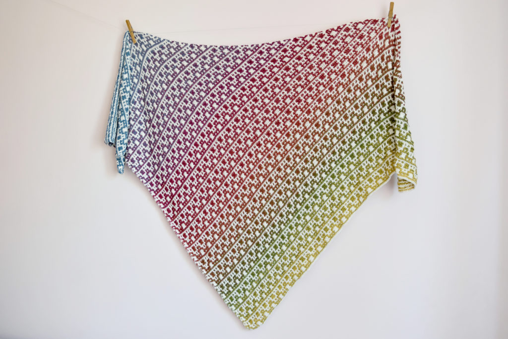 Crax Gradient Shawl, a free mosaic crochet shawl for gradient yarn