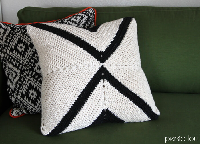 Crochet pillows are the ultimate home accent, adding style, personality and welcome to every space. It's my TOP 10 Free Crochet Patterns for decorative crochet pillows on my blog mycrochetory.com 