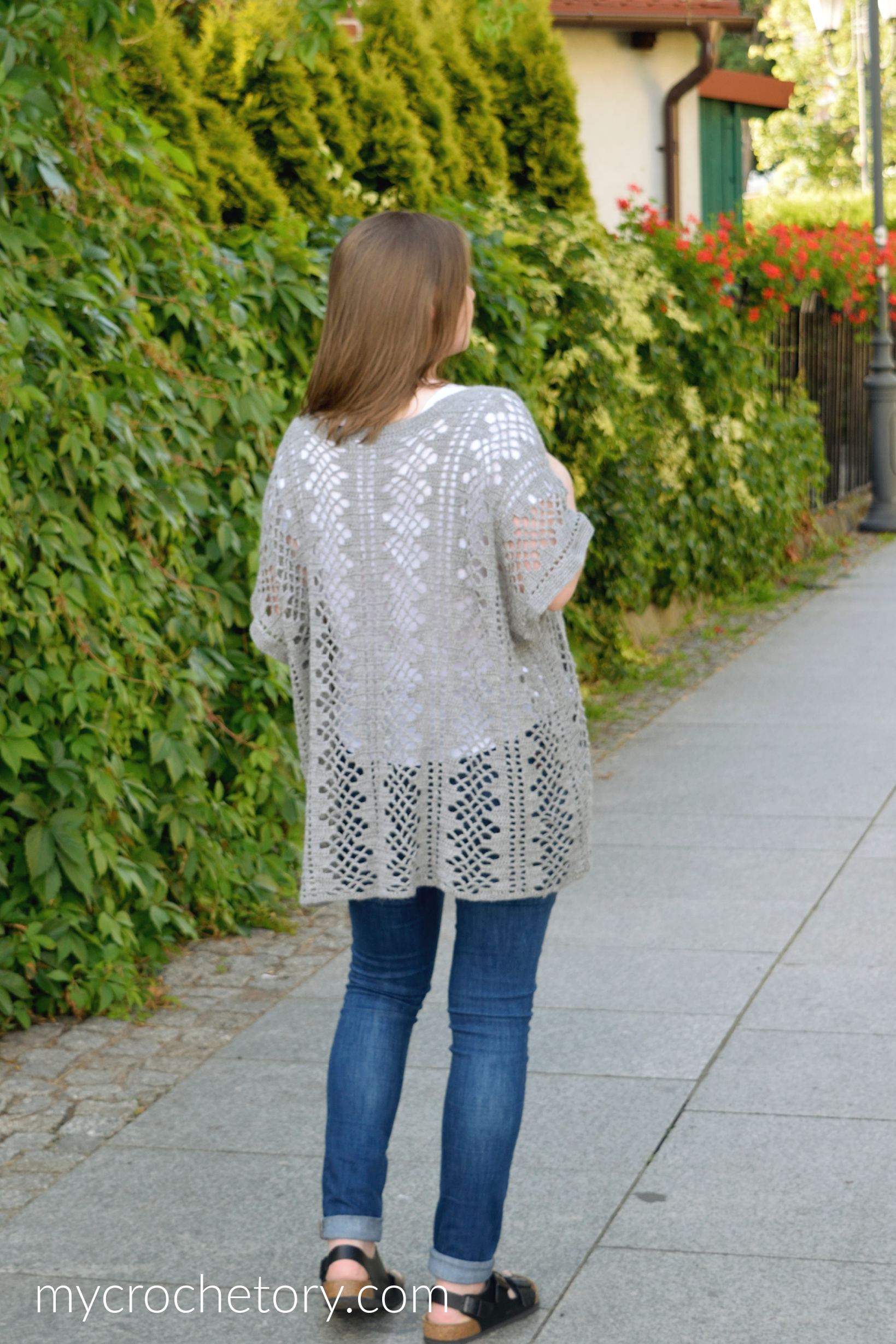 Close-up of the lace on the Nusa lightweight crochet cardigan