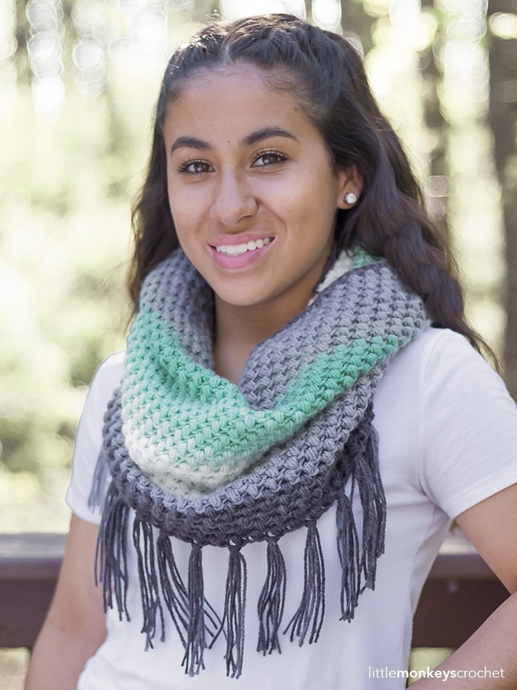 TOP 10 collection of free crochet cowl patterns compiled by mycrochetory.com