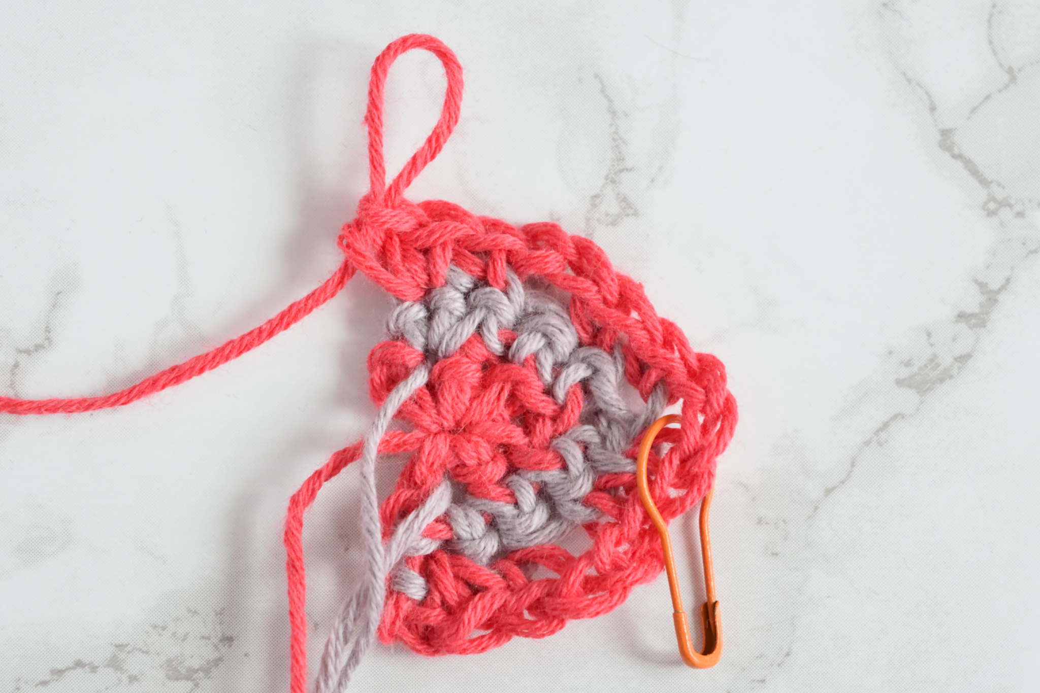 Namari mosaic crochet shawl, Row 3 step 6
