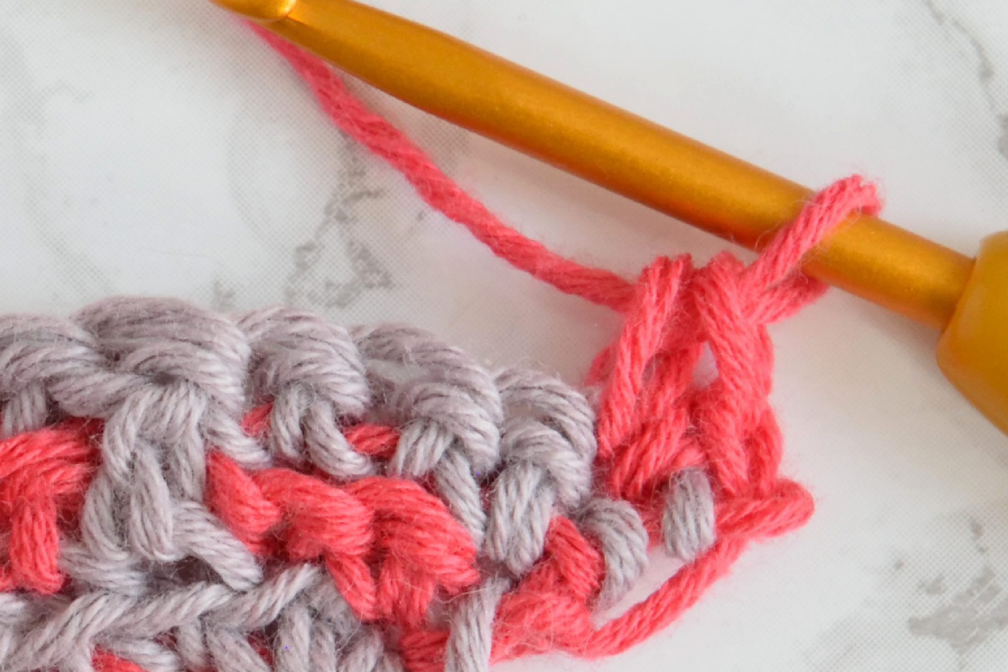 Namari mosaic crochet shawl, Row 5 step 1