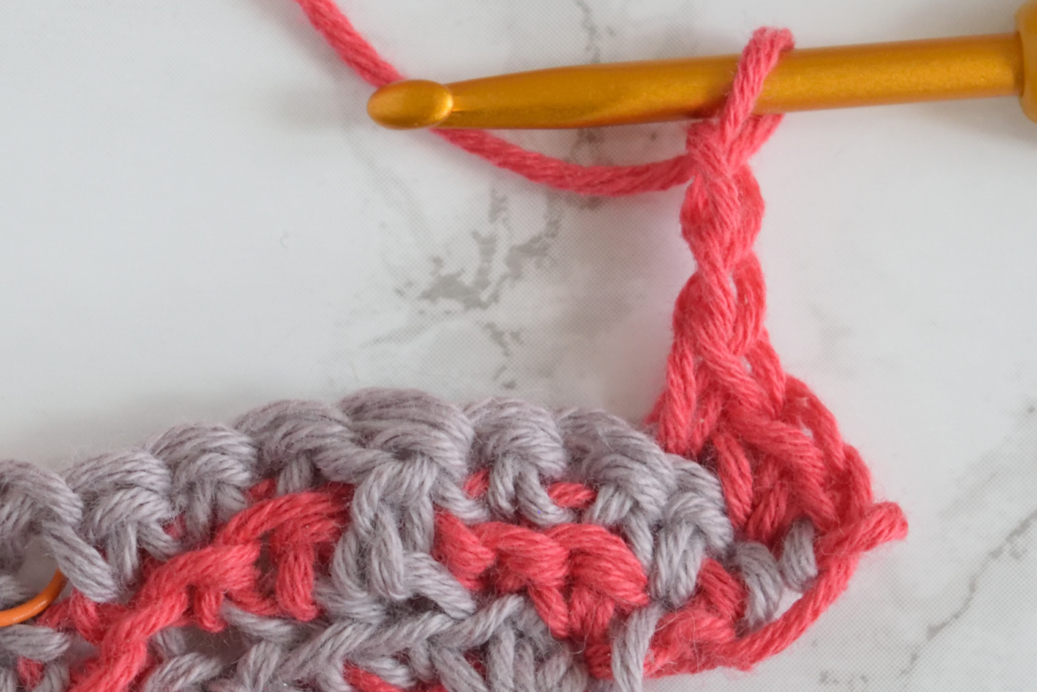 Namari mosaic crochet shawl, Row 5 step 2