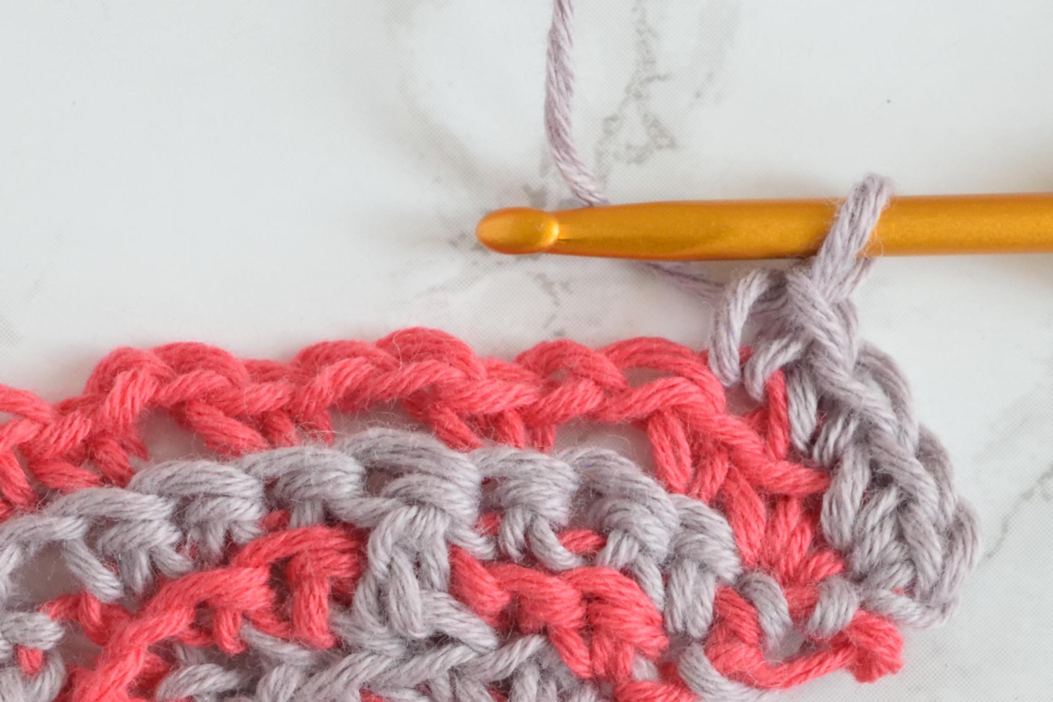 Namari mosaic crochet shawl, Row 6 step 2
