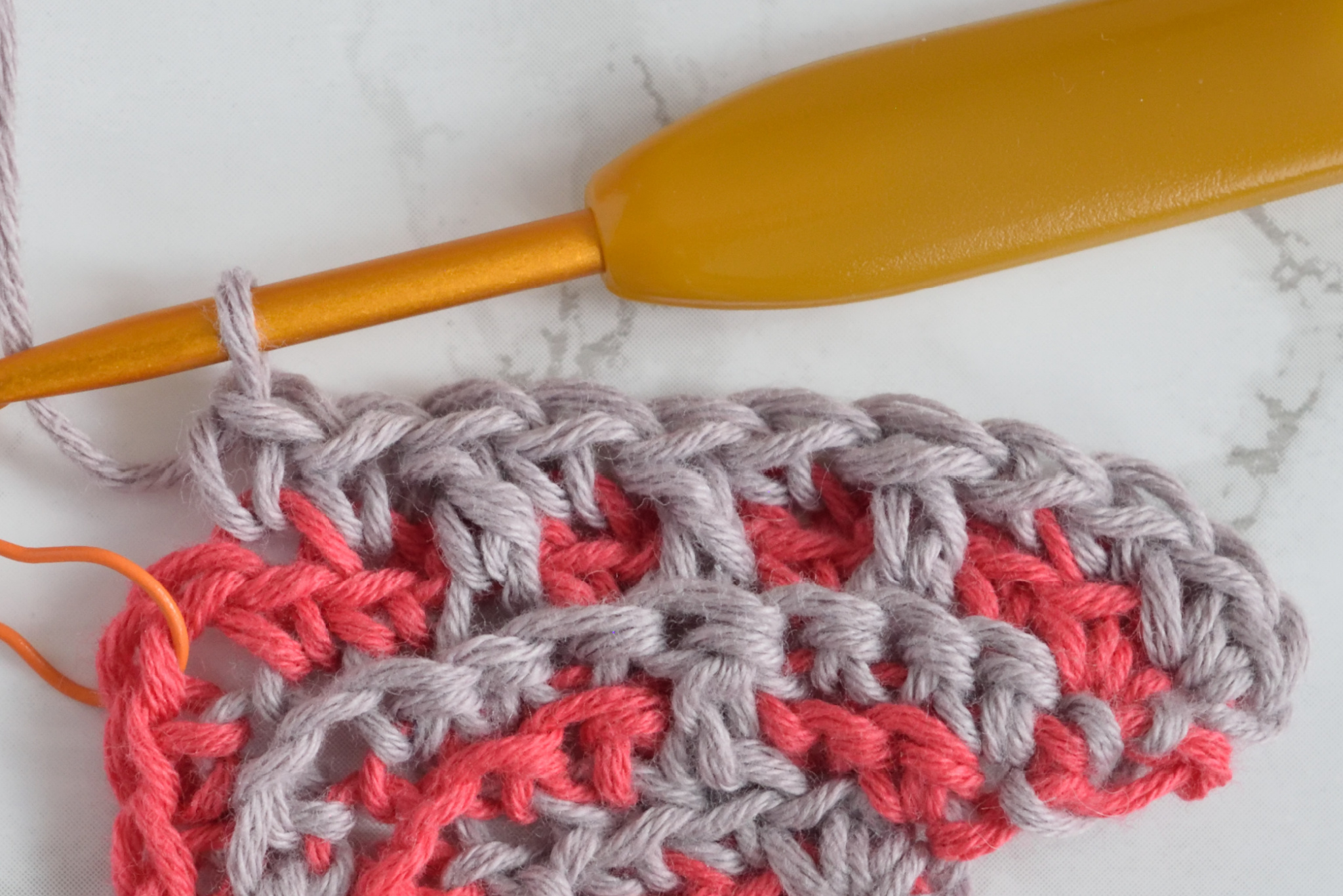 Namari mosaic crochet shawl, Row 6 step 5