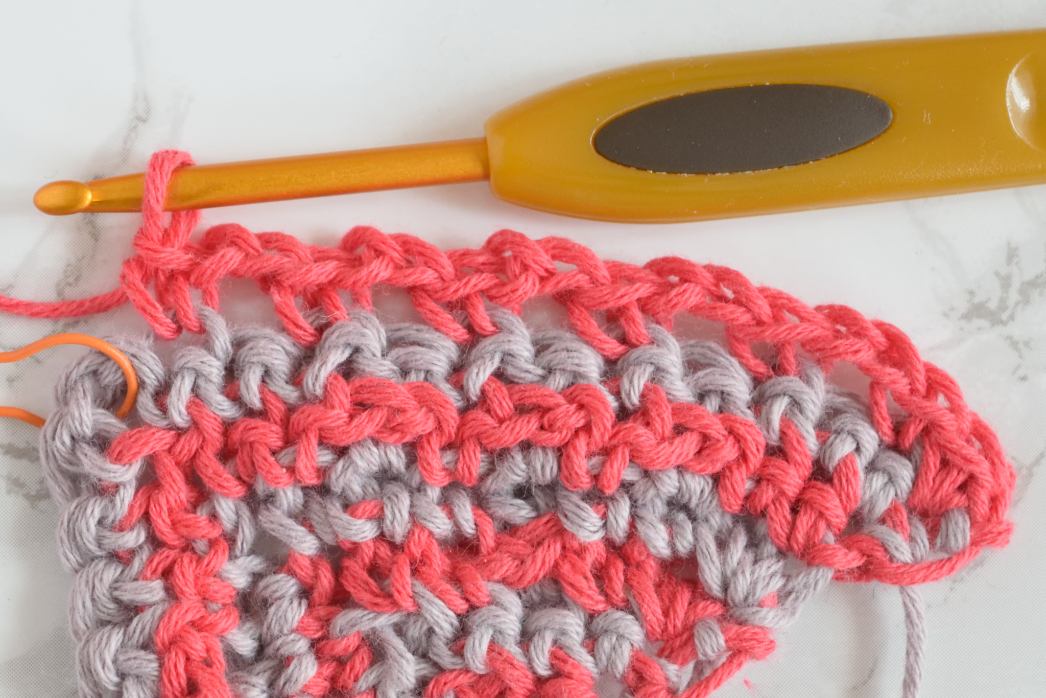 Namari mosaic crochet shawl, Row 7 step 2