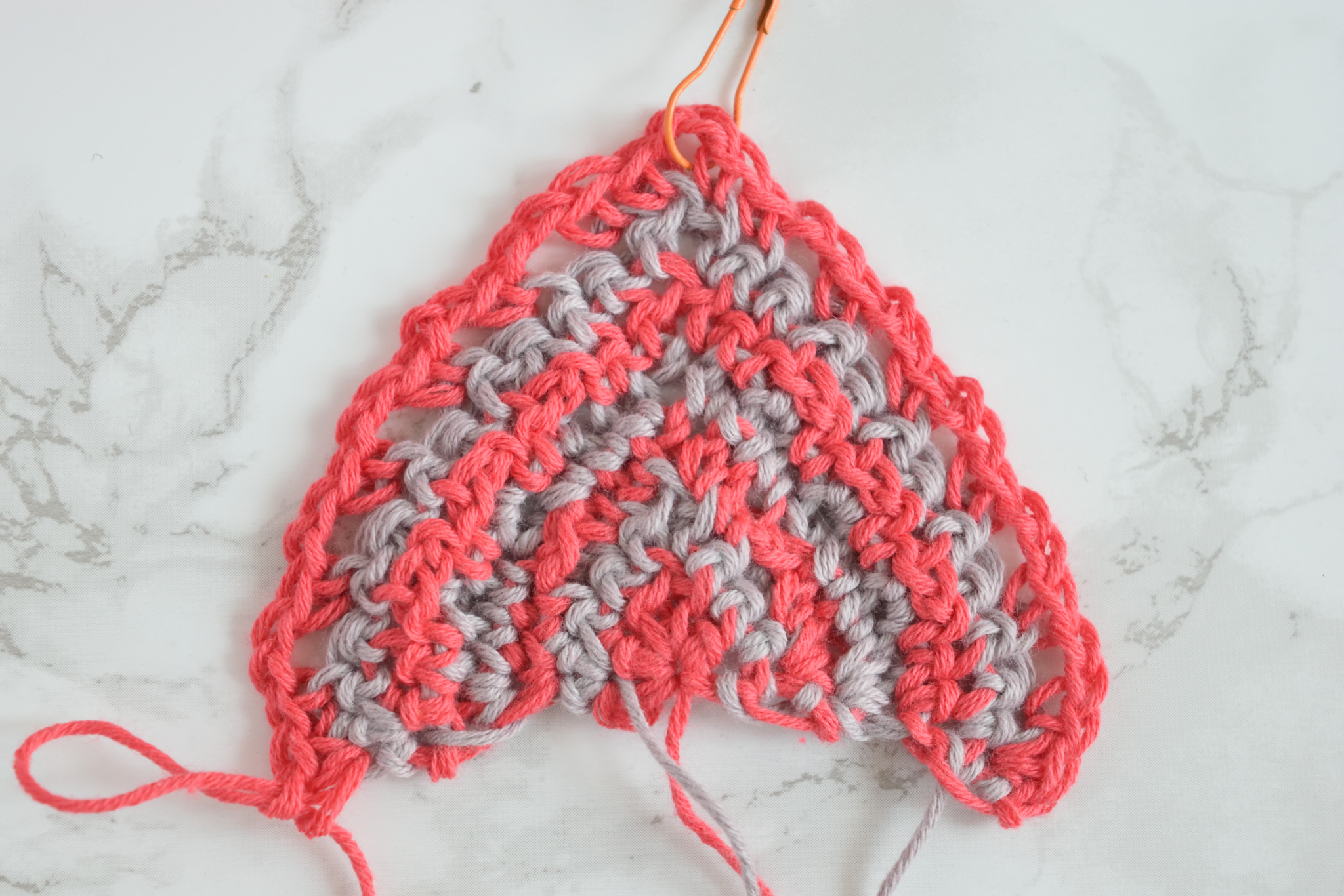Namari mosaic crochet shawl, Row 7 step 3