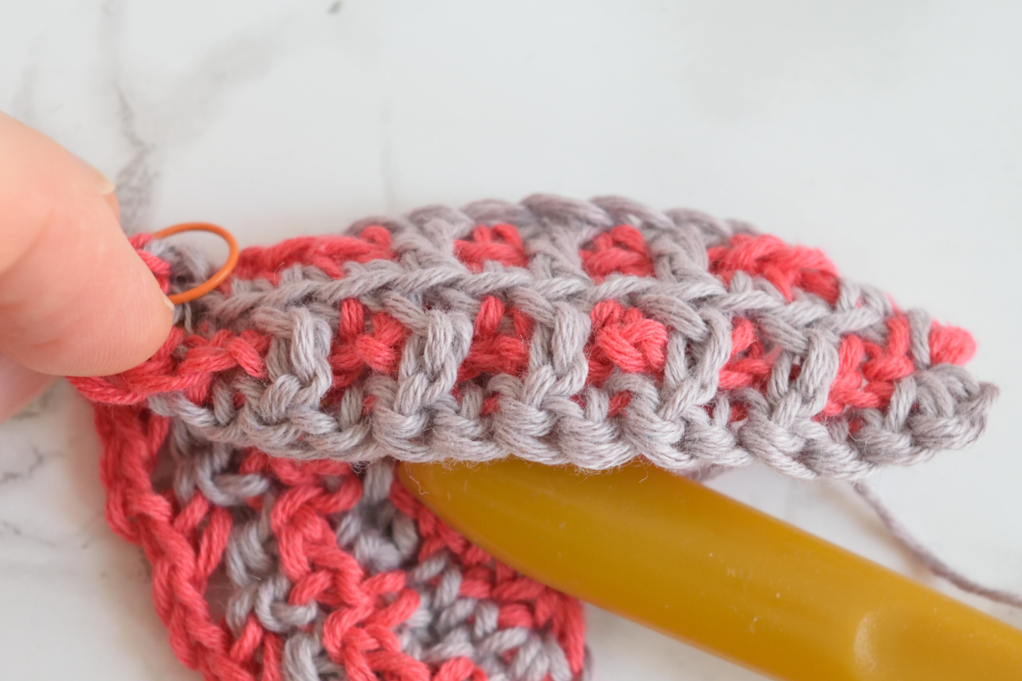 Namari mosaic crochet shawl, Row 8 step 2