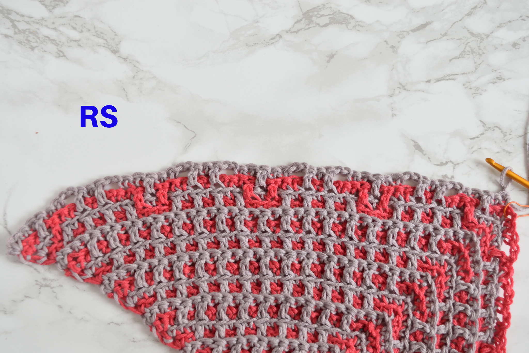 Namari mosaic crochet shawl, Row 24 step 2