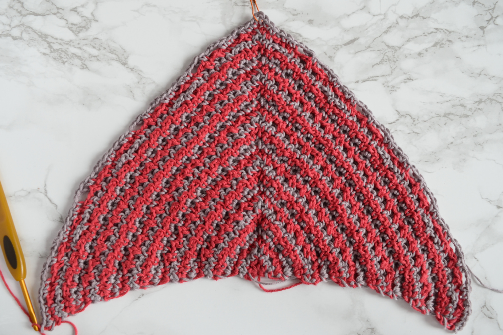 Namari mosaic crochet shawl, Row 24 step 3