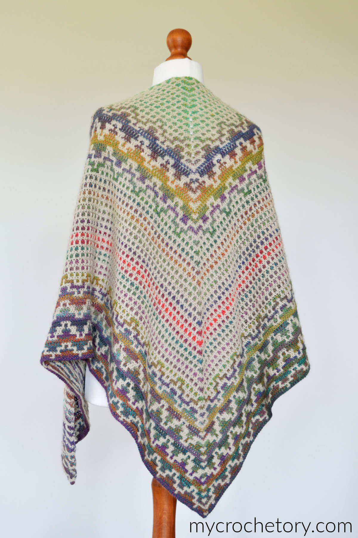 Namari mosaic crochet shawl made in Scheepjes Our Tribe