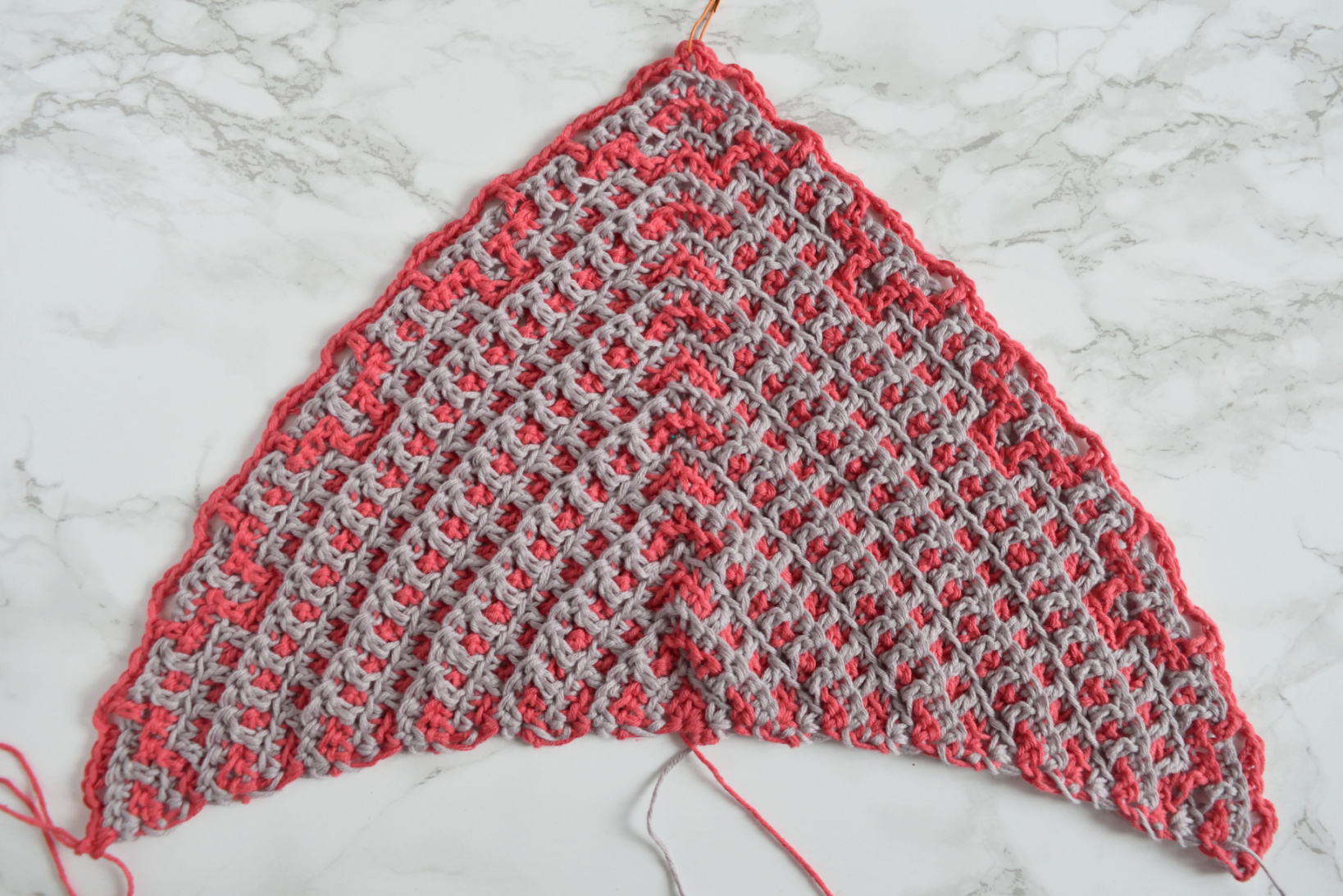 Namari mosaic crochet shawl, Row 25 step 4