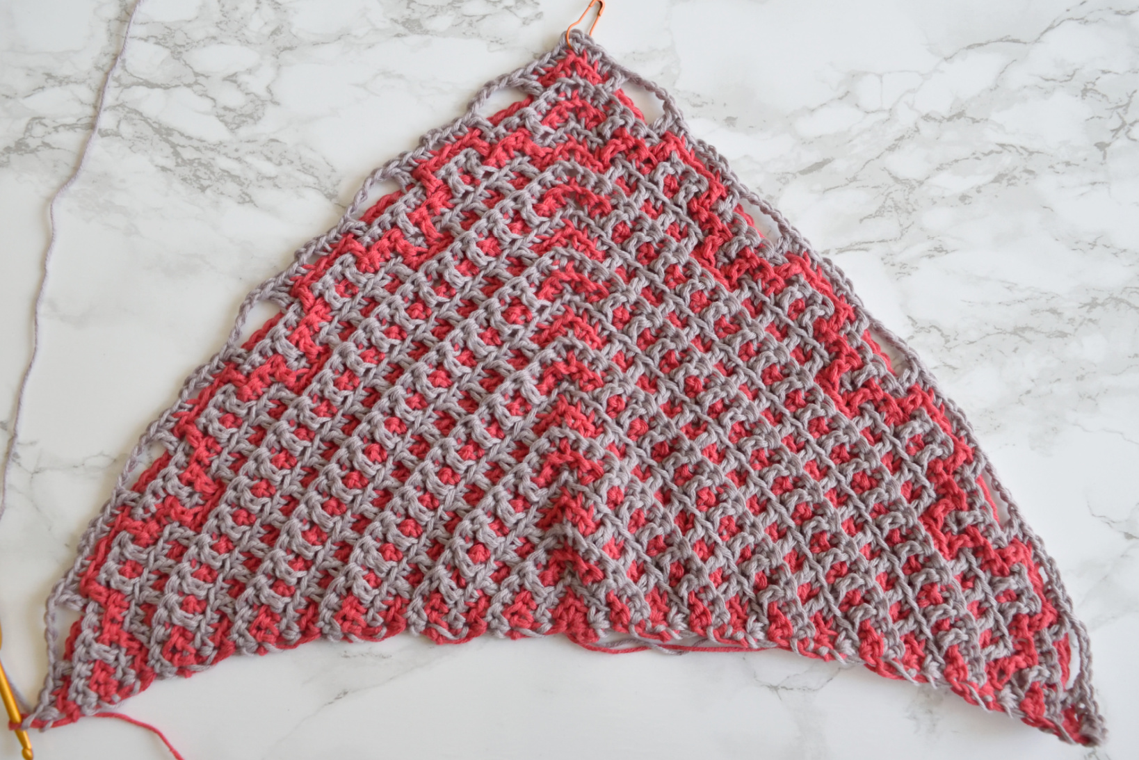Namari mosaic crochet shawl, Row 26 step 4