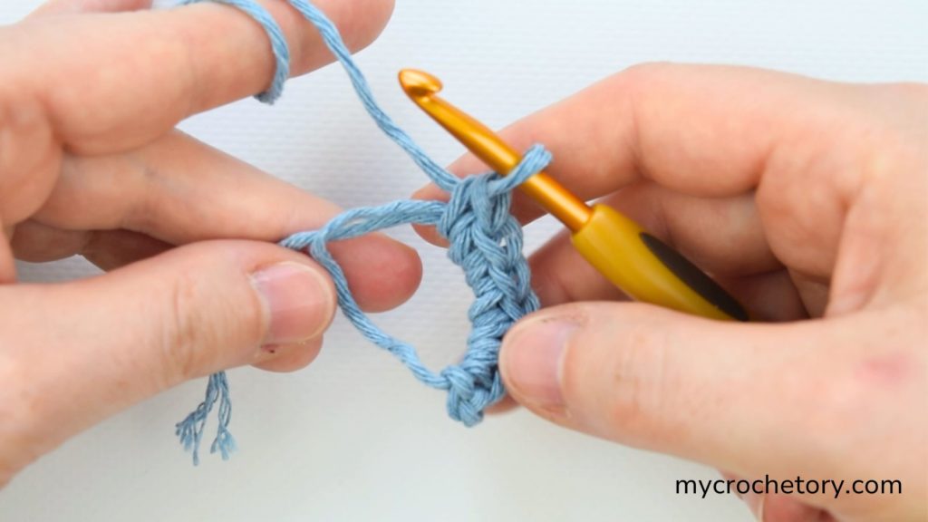 how do I crochet magic circle