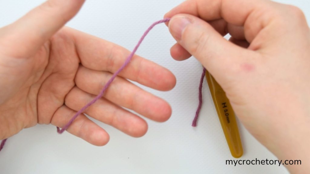 how do I crochet magic circle