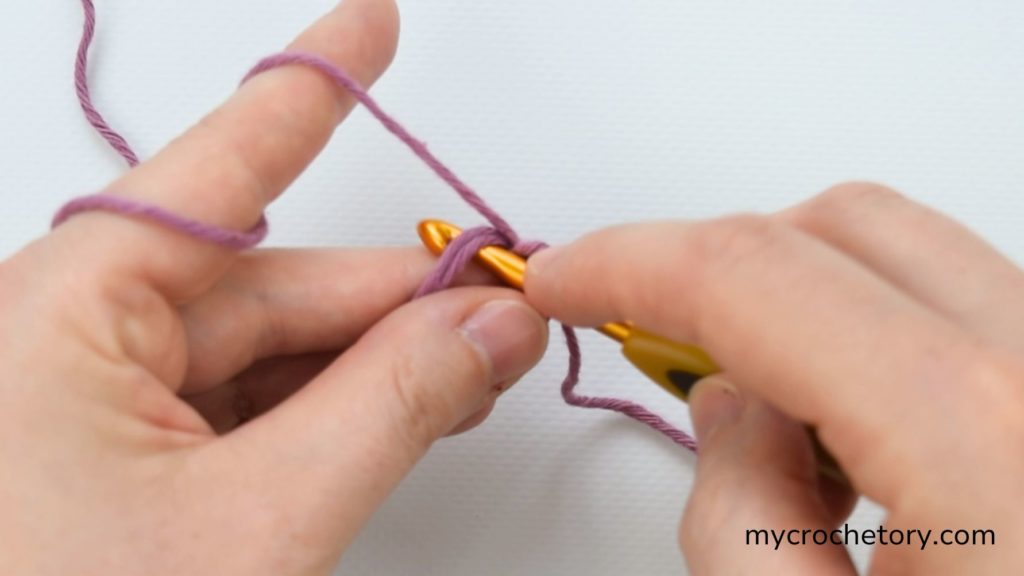 how do I crochet magic circle
