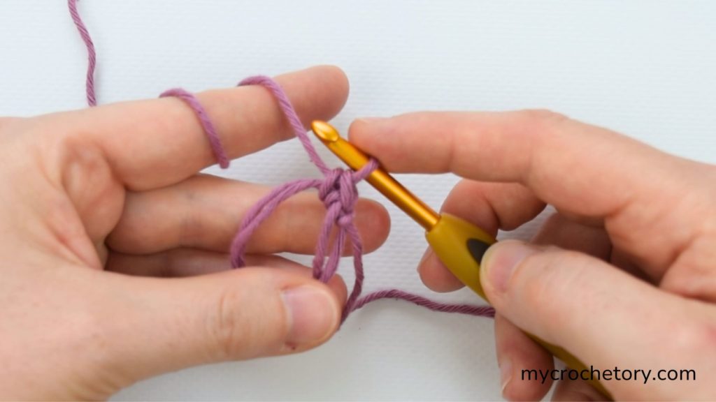 how do I crochet magic circle
