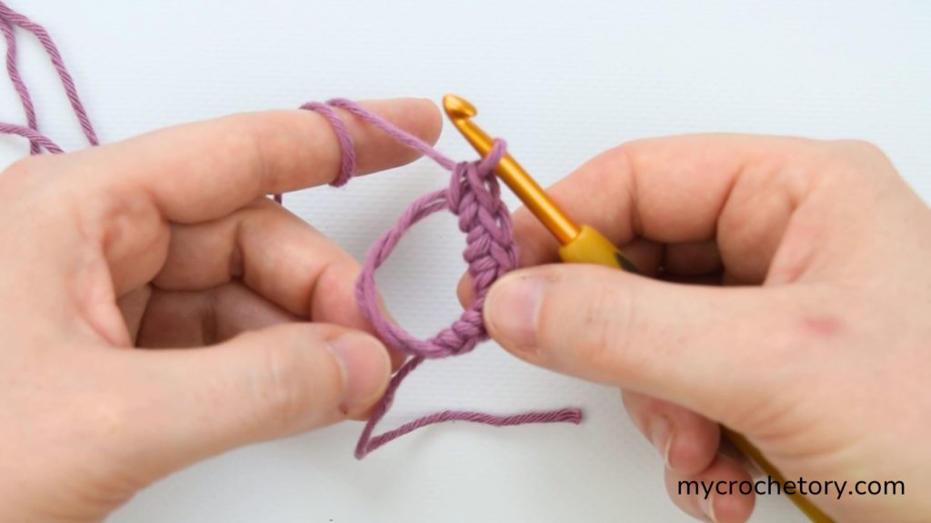 how do I crochet magic circle