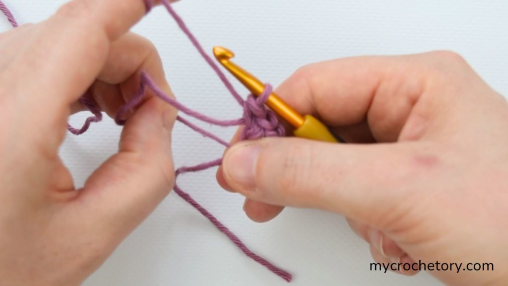 how do I crochet magic circle