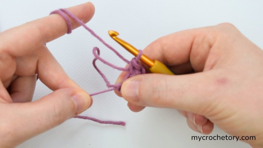 how do I crochet magic circle