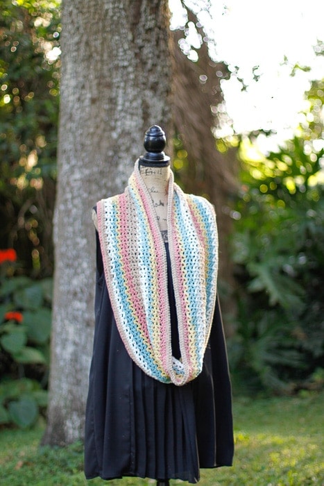 Crochet Airy V-Stitch Cowl