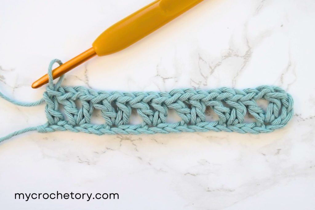 Step-by-step guide on how to crochet V-stitch