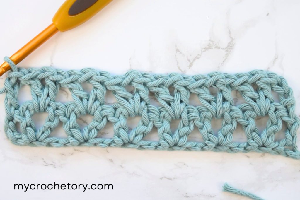 Step-by-step guide on how to crochet V-stitch