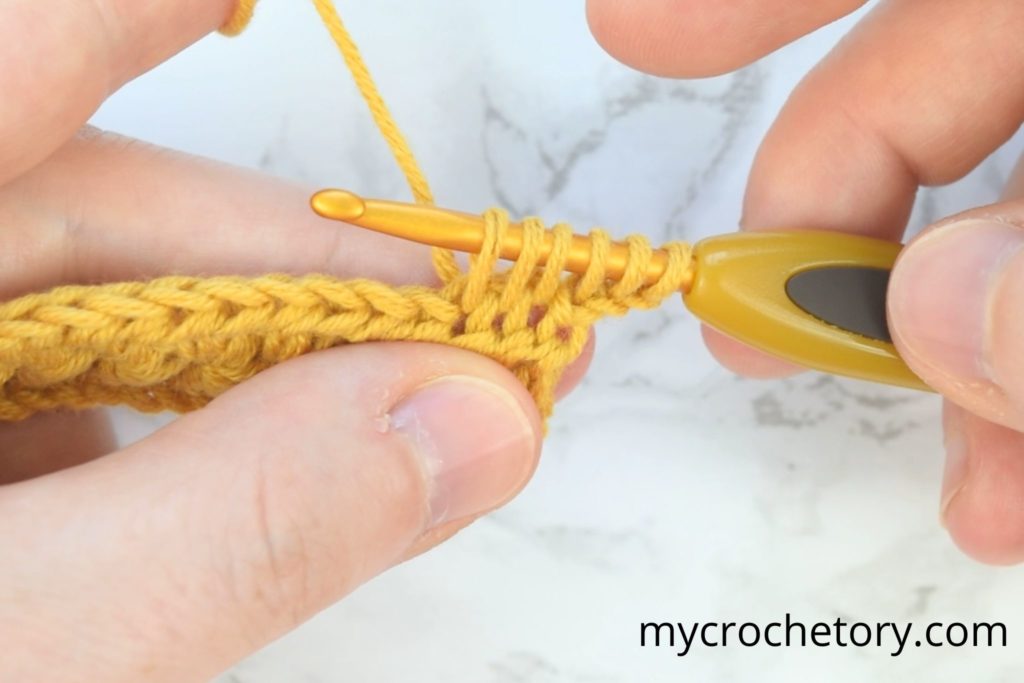 Visual tutorial on how to create star stitch in crochet