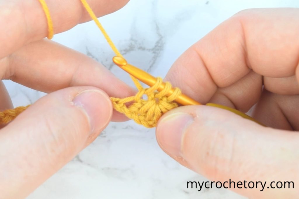 Visual tutorial on how to create star stitch in crochet