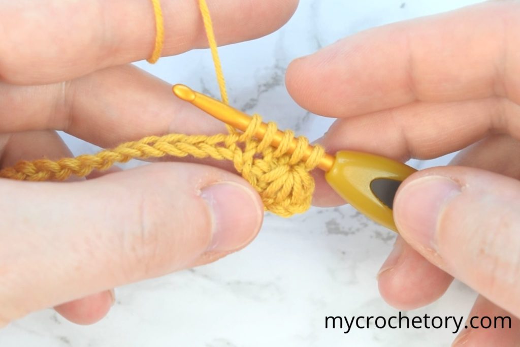 Visual tutorial on how to create star stitch in crochet