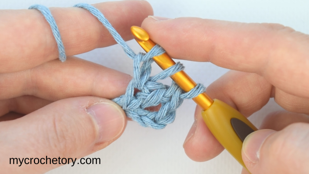 How to foundation double crochet. Easy-to-follow picture and video tutorial.