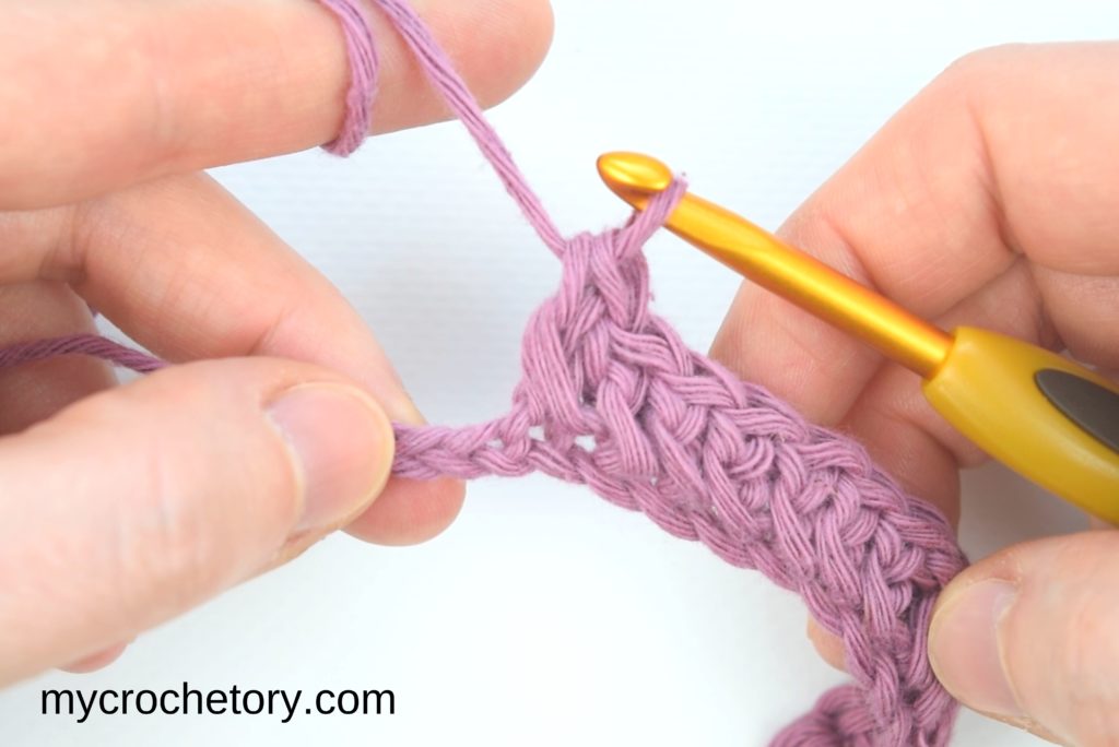 How to Single Crochet 2 Rows at once: first row in progress.