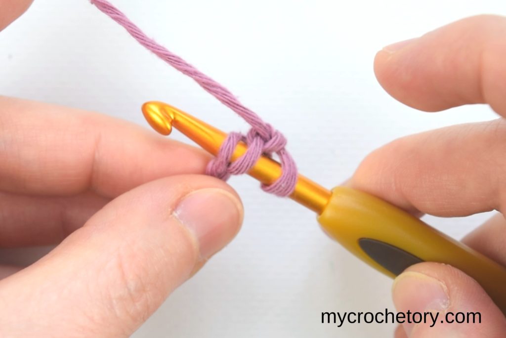 How to Single Crochet 2 Rows at once: starting point.
