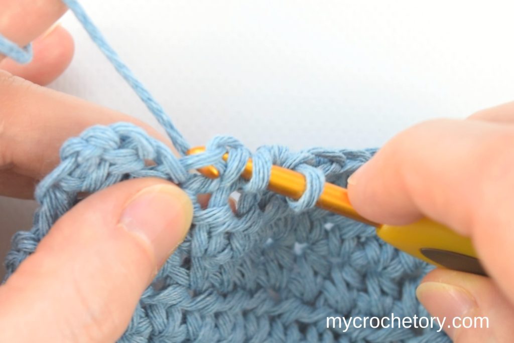 Half Double crochet: How to crochet an invisible decrease.