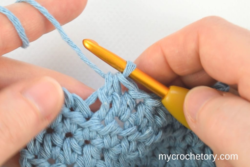 Half Double crochet: How to crochet an invisible decrease.