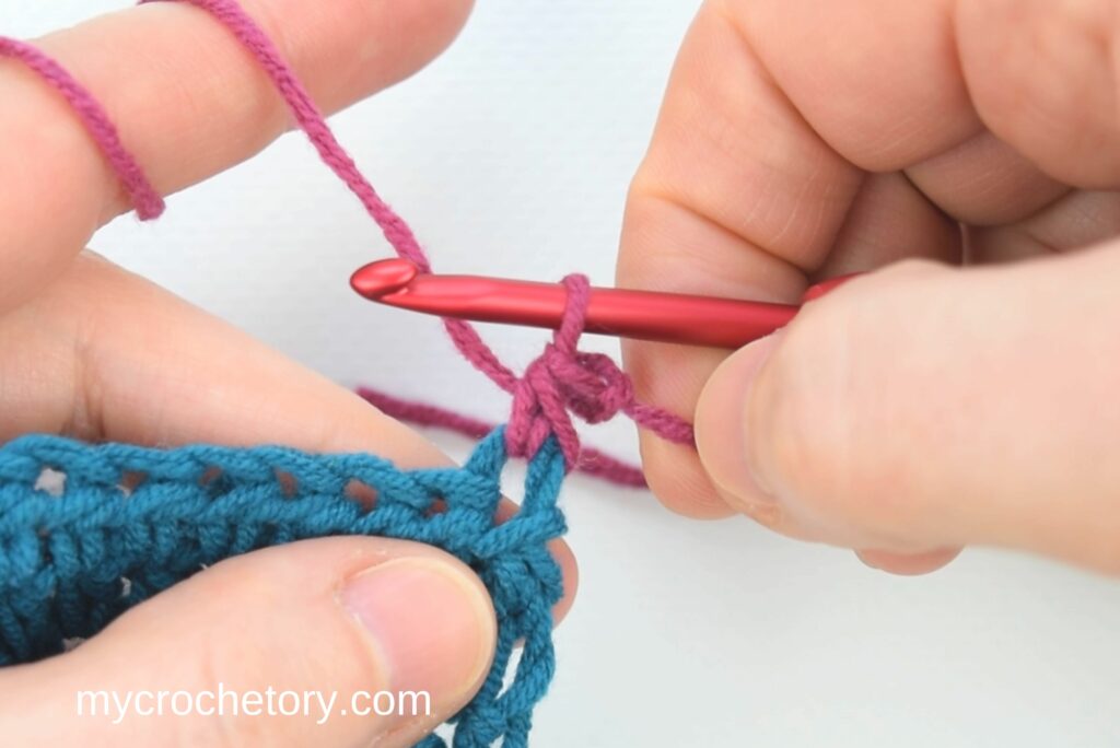 How To Crochet Standing Stitches: half double crochet - completed standing stitch