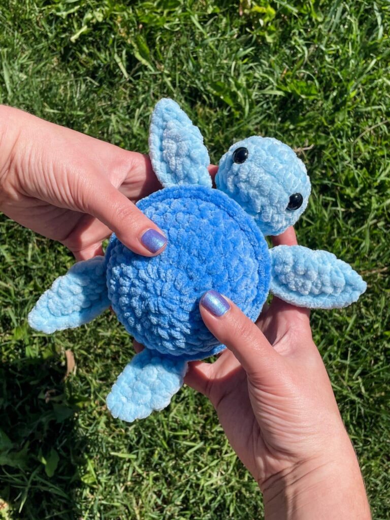 Cozy crochet turtle plush. This crochet animal pattern free is quick and perfect for gifts.