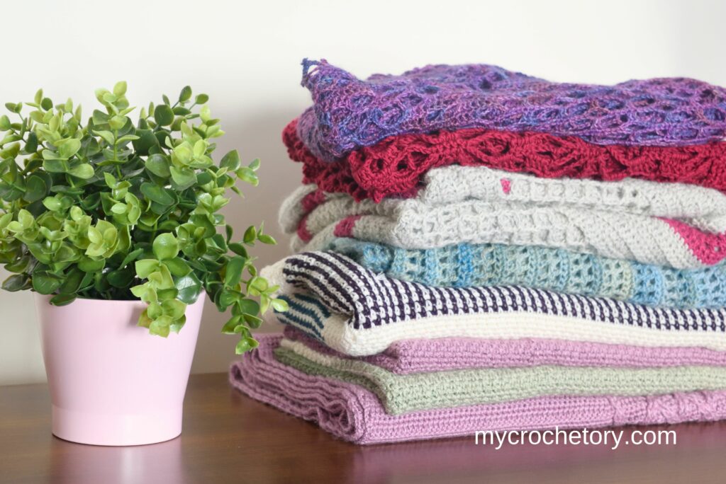 Collection of knitting and crochet patterns for crochet vs knitting yarn ideas