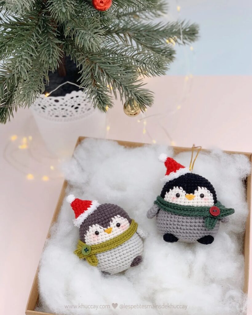 Cheerful crochet baby penguin. This crochet animal pattern free is perfect for beginners.