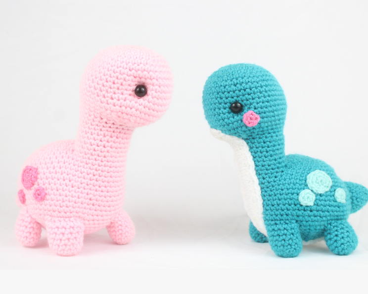 Cute crochet dinosaur toy for intermediate skill. This crochet animal pattern free is unique and fun.