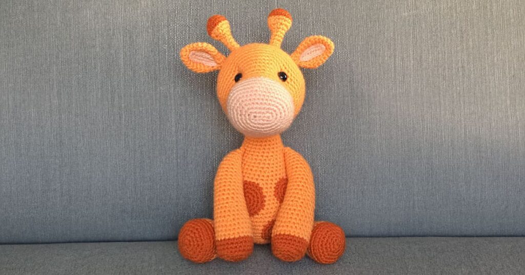 Cute crochet giraffe toy. This crochet animal pattern free is perfect for intermediate crafters.